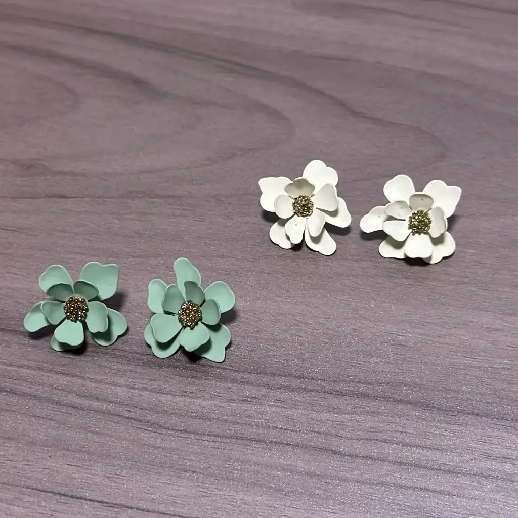 山茶花耳環